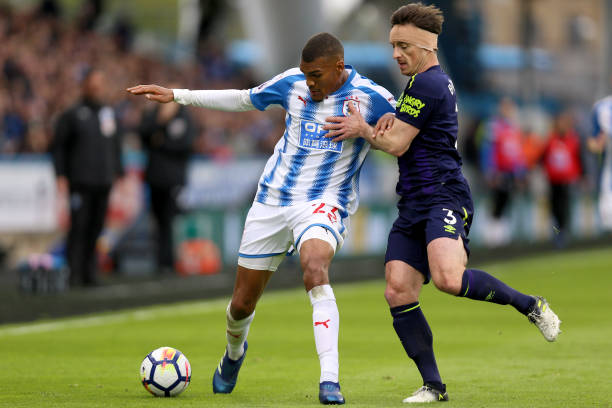 他们距离欧 他们距离欧